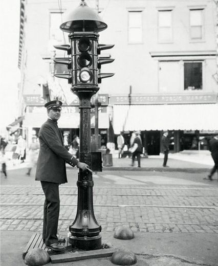 El primer semaforo