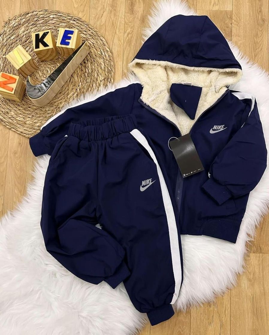 Social Tá com frio usa Nike 