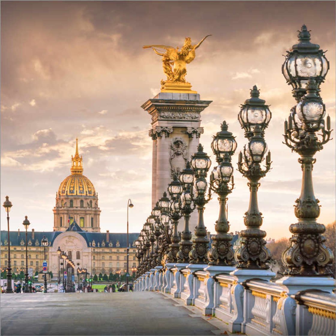 Place Pont Alexandre III