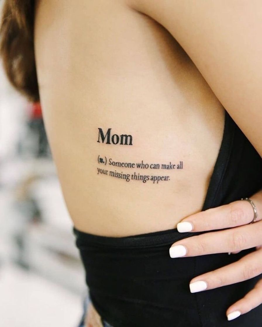 Fashion tatuagem de mãe