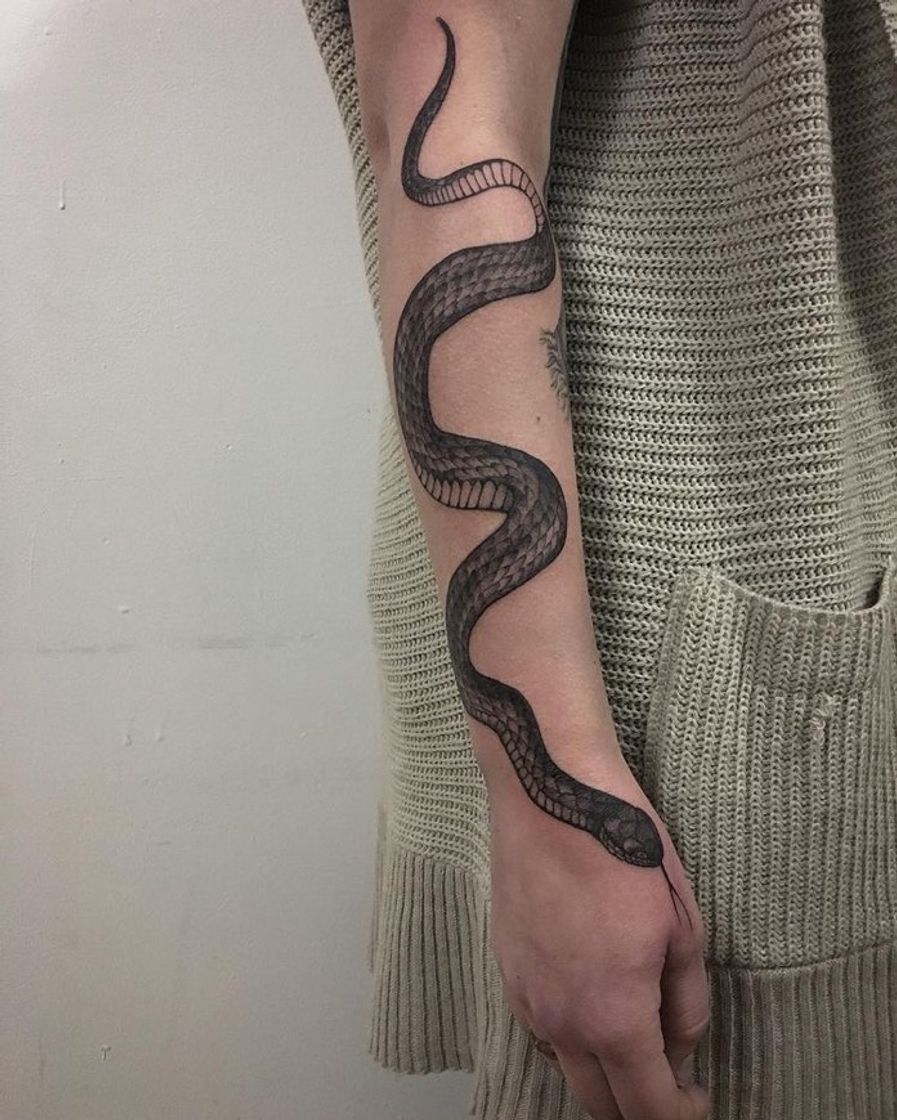 Fashion snake tattoo 