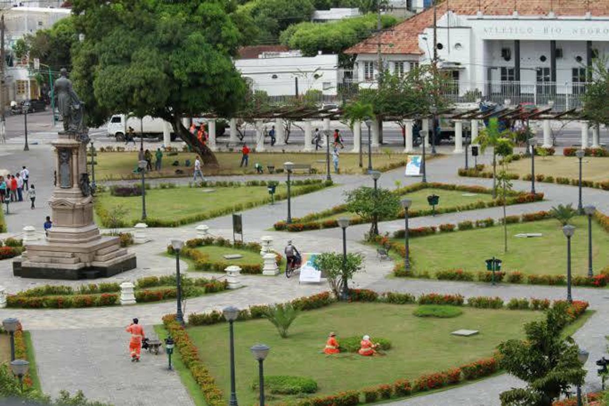 Place Praça da Saudade