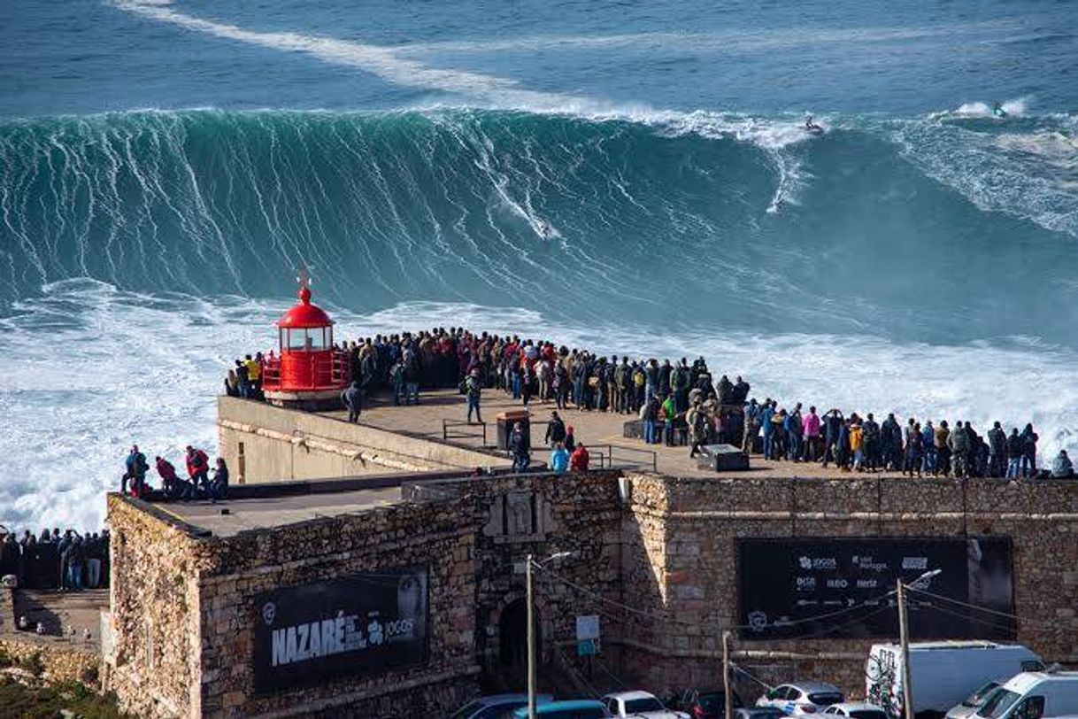 Fashion Farol de Nazare - TripAdvisor