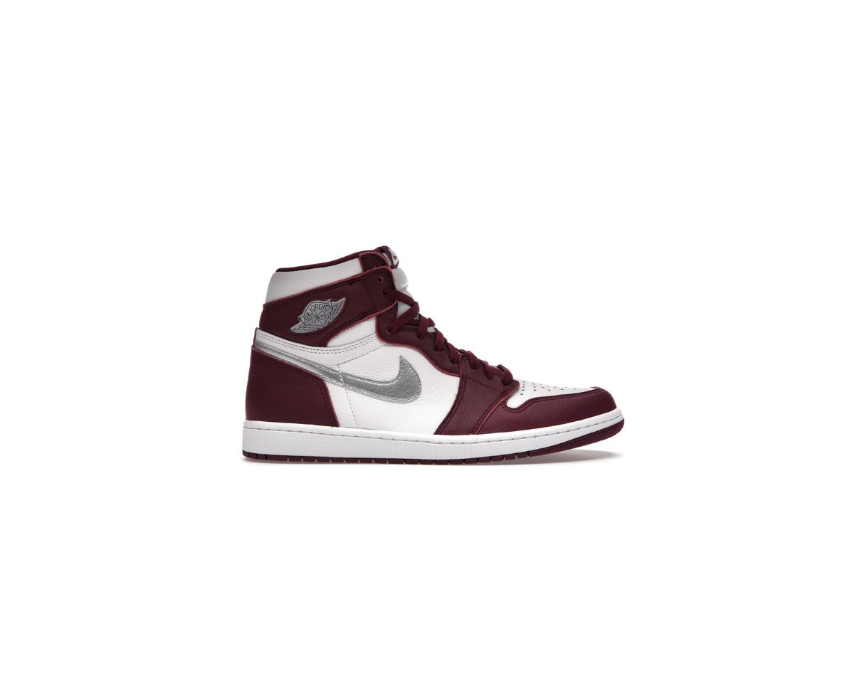 Moda Jordan 1 bordeaux 