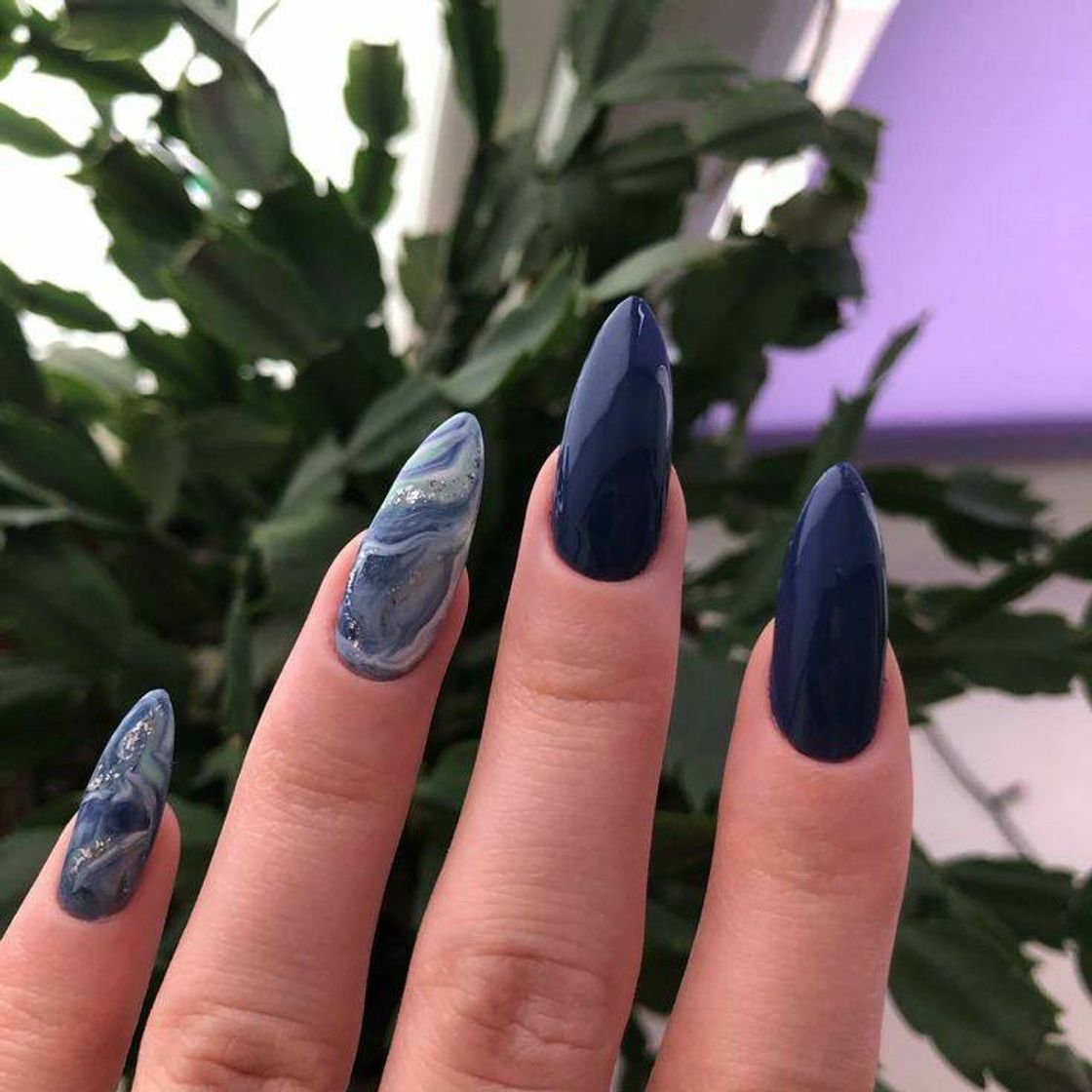 Fashion Unhas azuis 💙