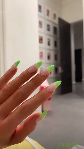 Nail Green