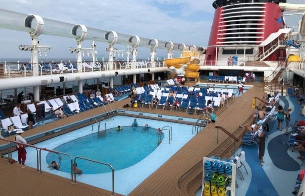 Lugar Disney Cruise Line