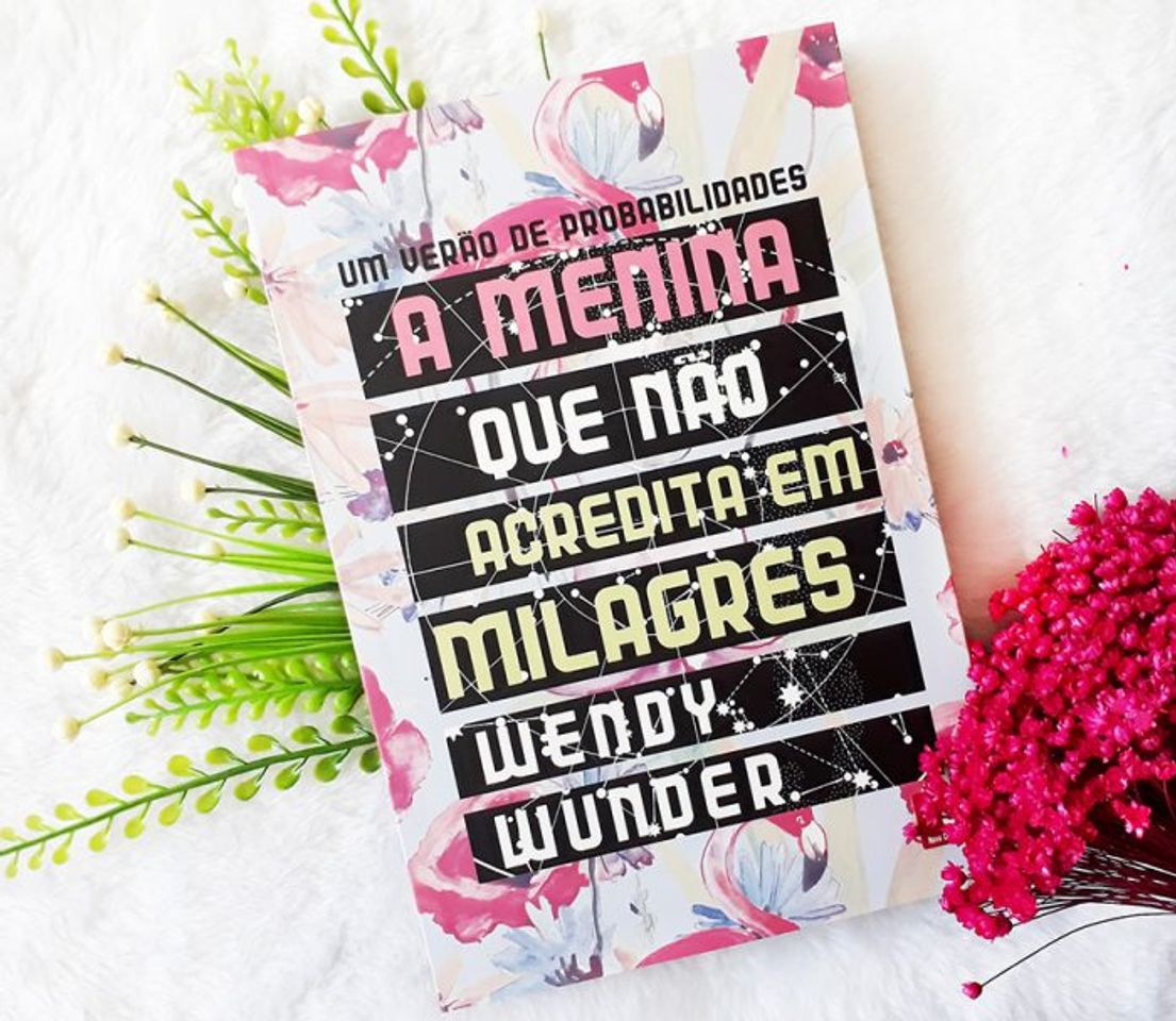 Book A menina que não acredita em milagres