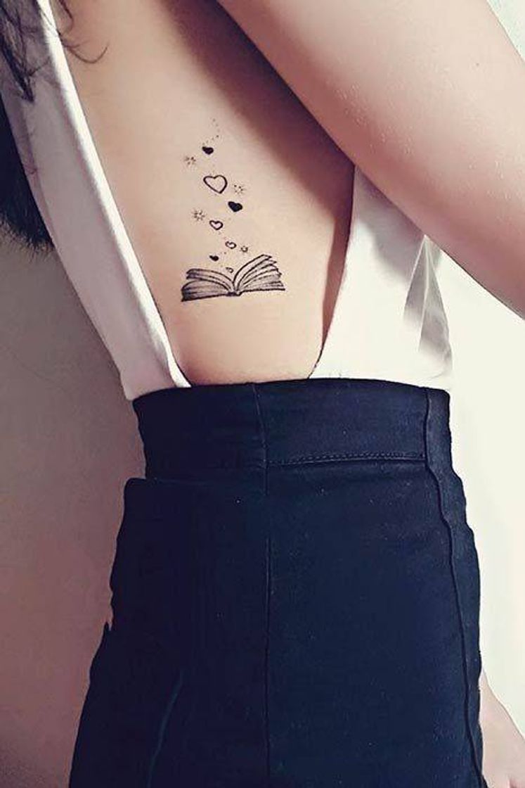 Moda Tatoo minimalista feminina