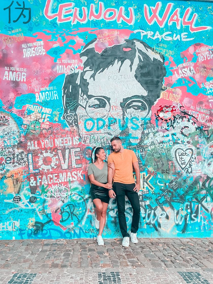 Place John Lennon Wall