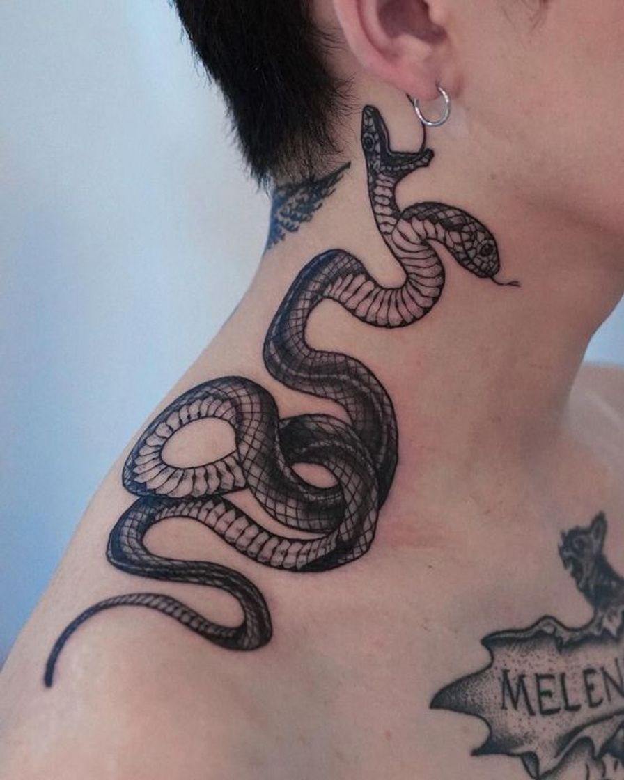 Fashion Tatuagem de cobra serpente🐍