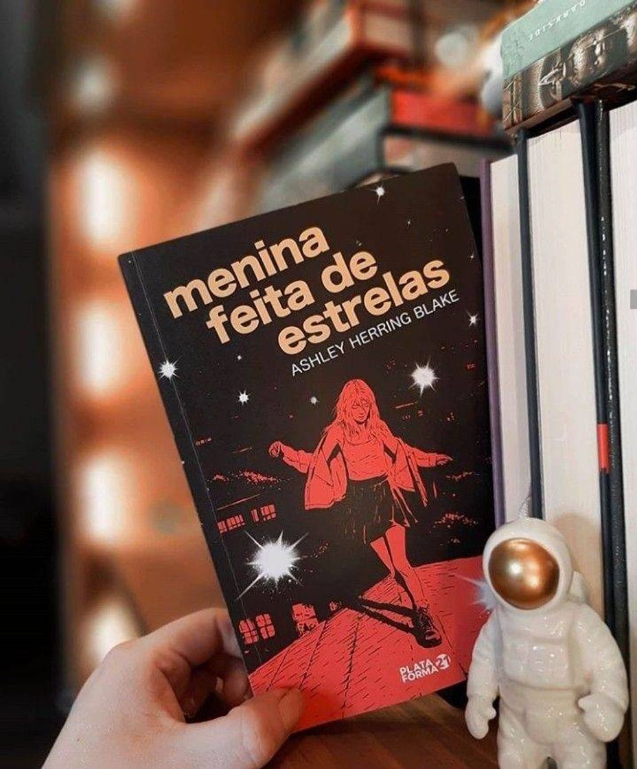 Moda Livro "Menina feita de estrelas"