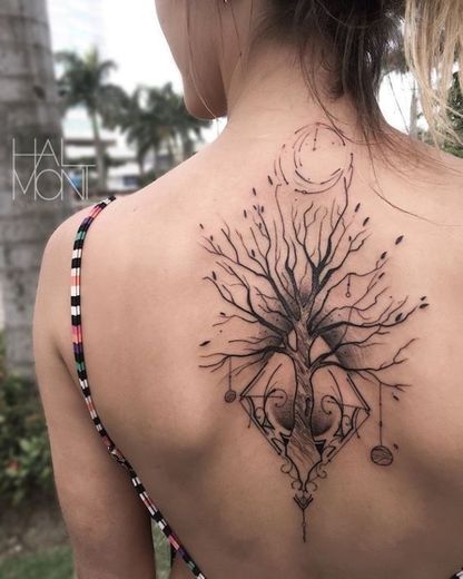 Tatuagem nas costas, árvore da vida