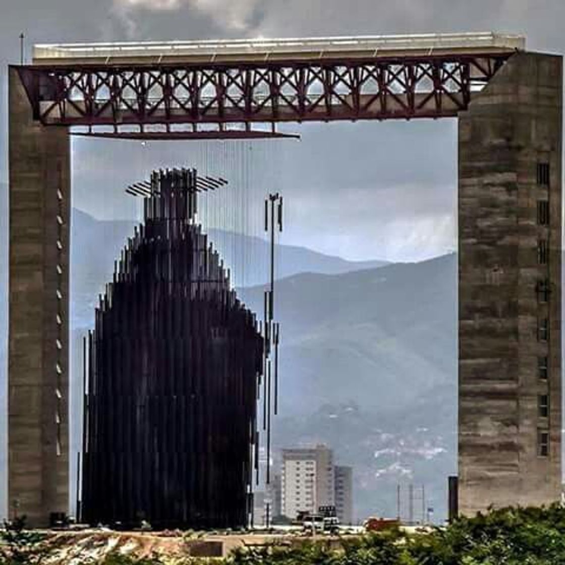 Lugares Monumento Divina Pastora