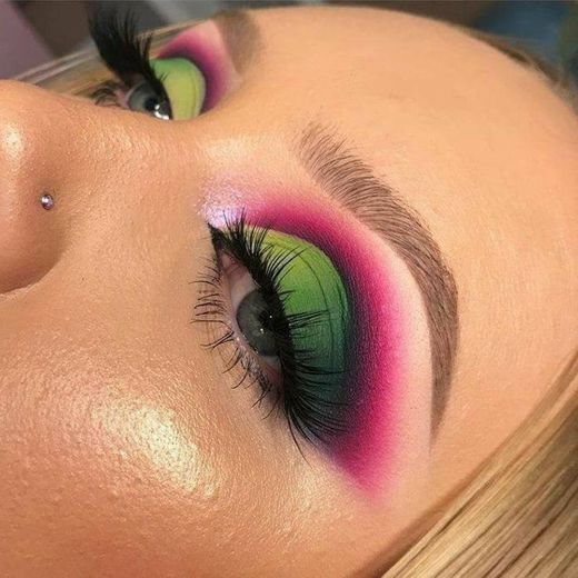 olho verde e rosa 