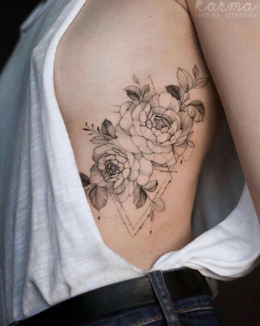 Social Tattoos Feminina