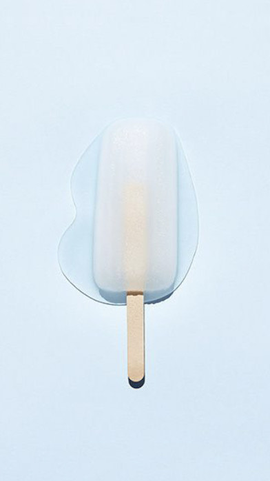 Ela une todas as coisas