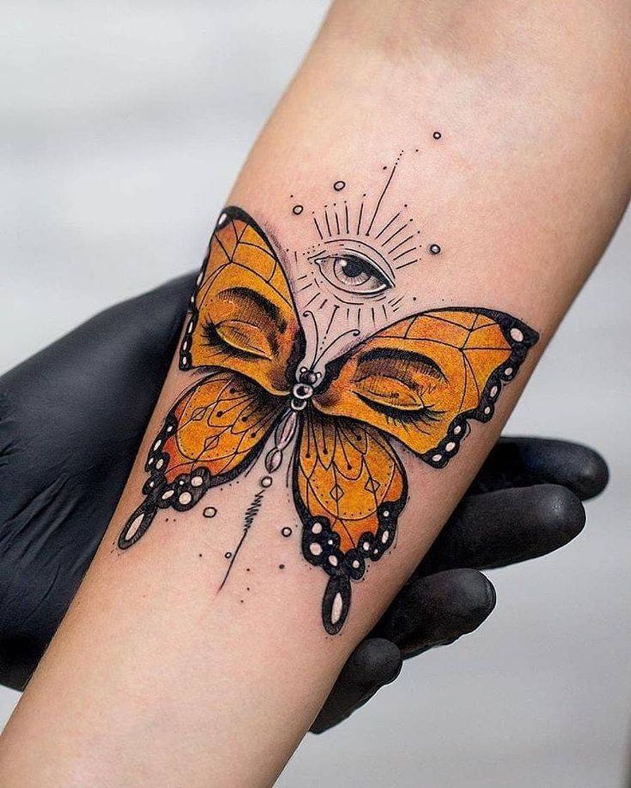 Fashion Tatuagem de borboleta estão super em alta 