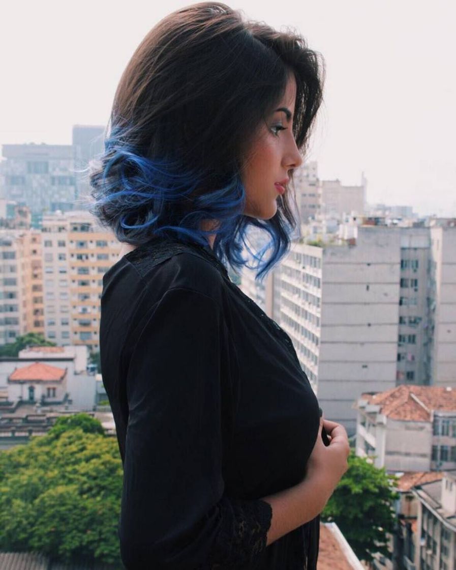 Moda Inspiração de cabelo curto com pontas azuis 