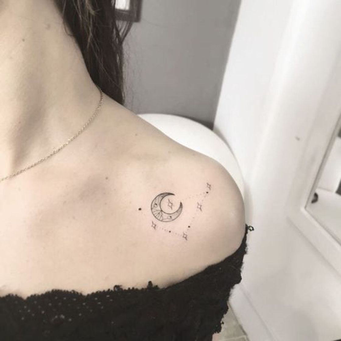 Fashion Tattoo de lua 🌚🌒