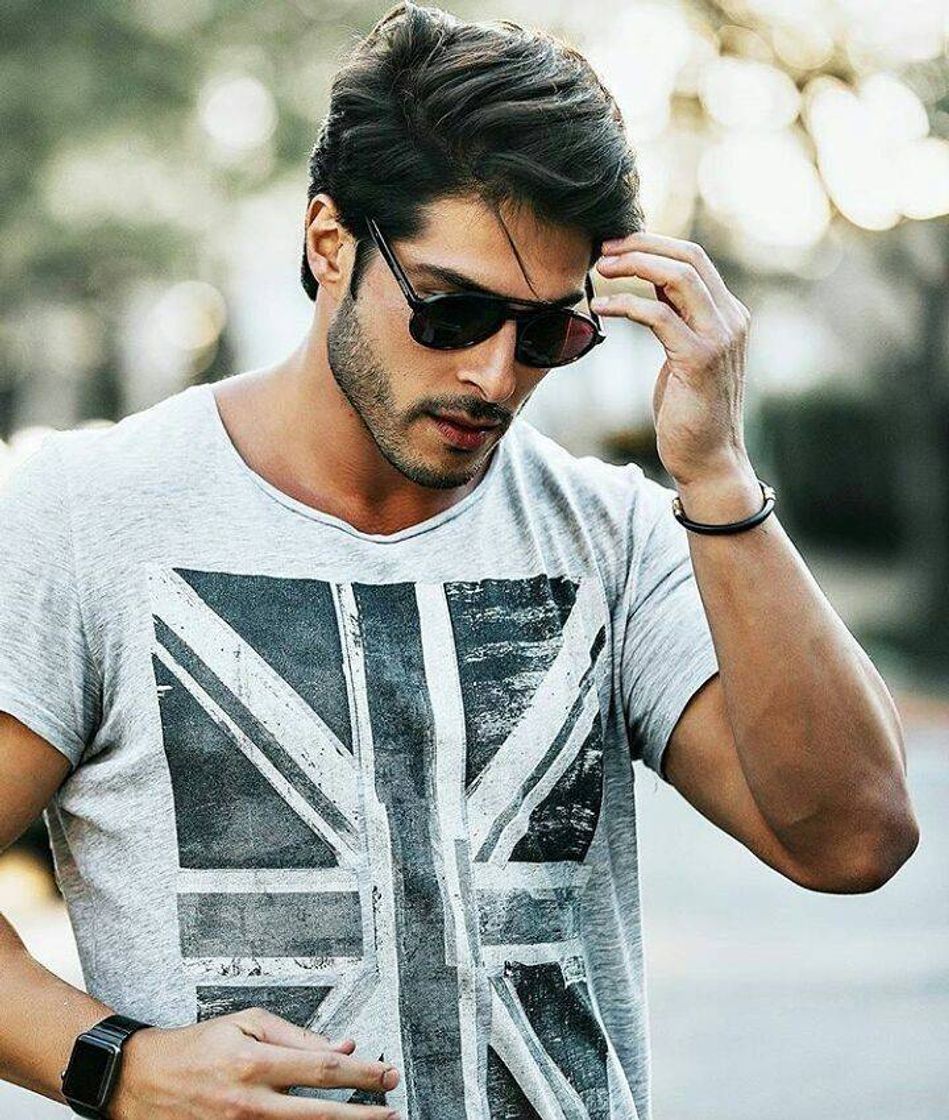 Fashion Camiseta leve com pano fino, dica perfeita para o verão. 