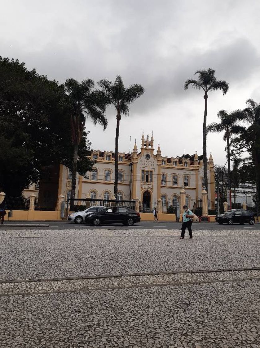 Place Hospital Santa Casa de Curitiba - Urgência, Emergência 