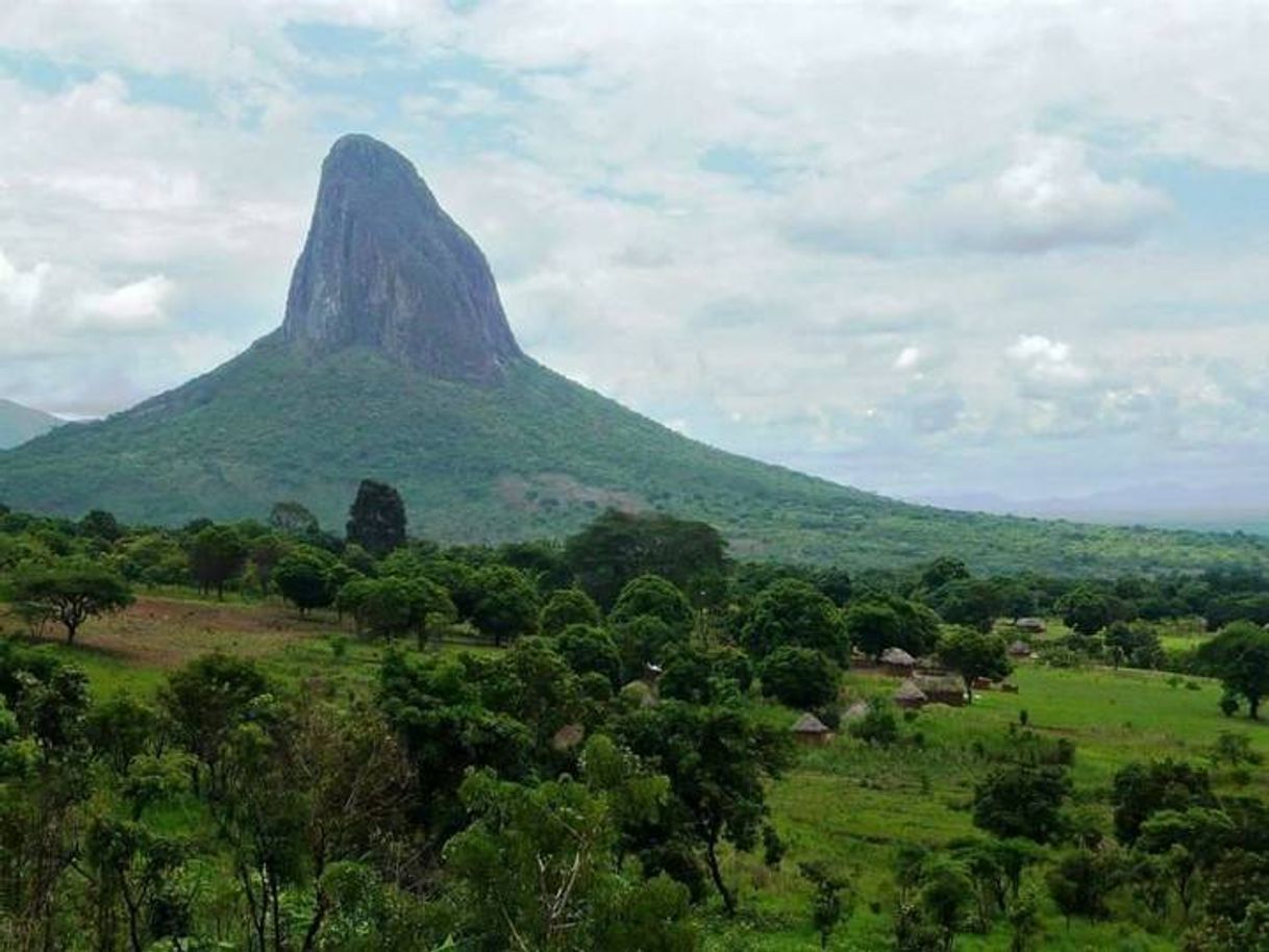 Place Morro do Moco - Huambo.