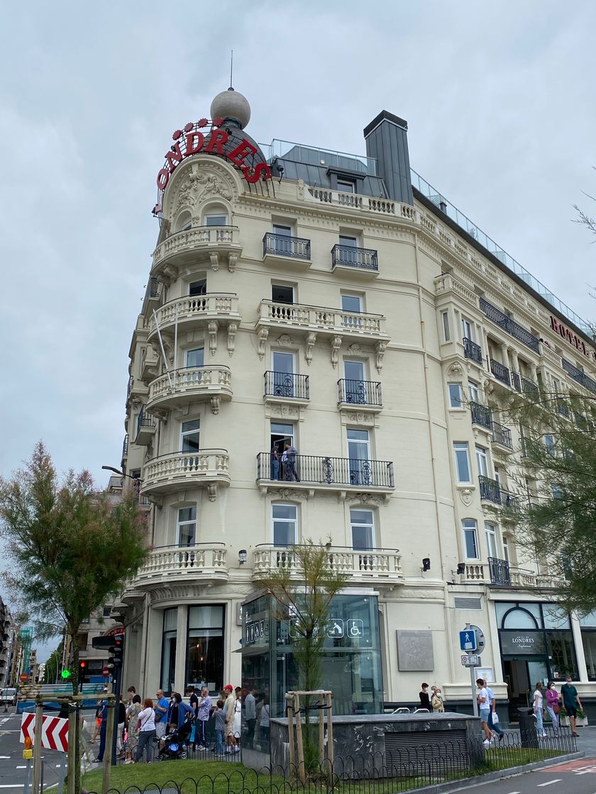 Place Hotel de Londres y de Inglaterra