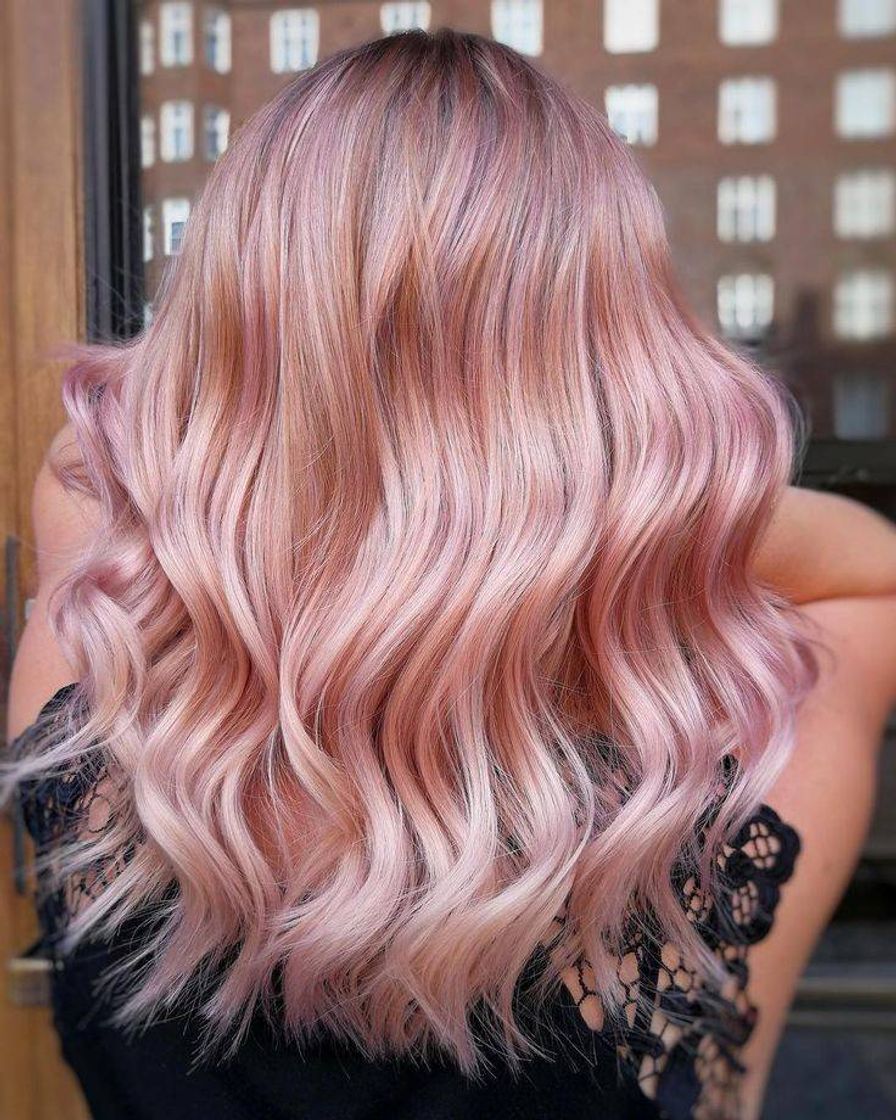 Fashion cabelo rosa pastel