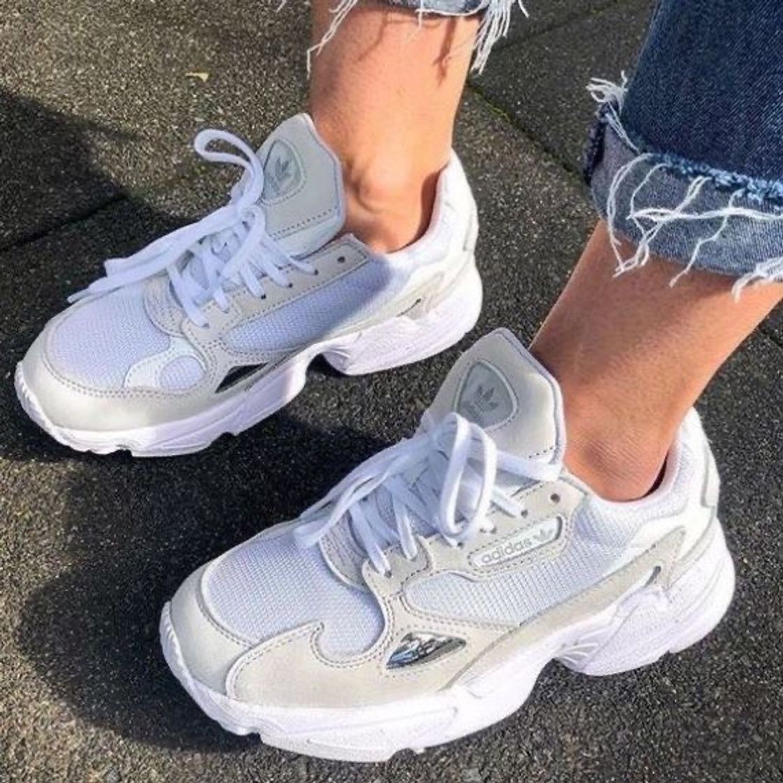 Moda Adidas Falcon