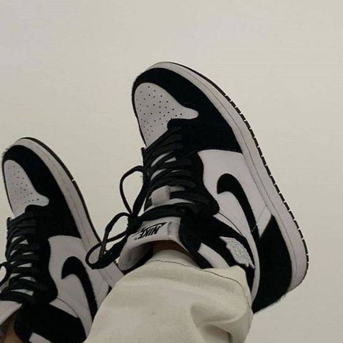 Social Jordan Black and white