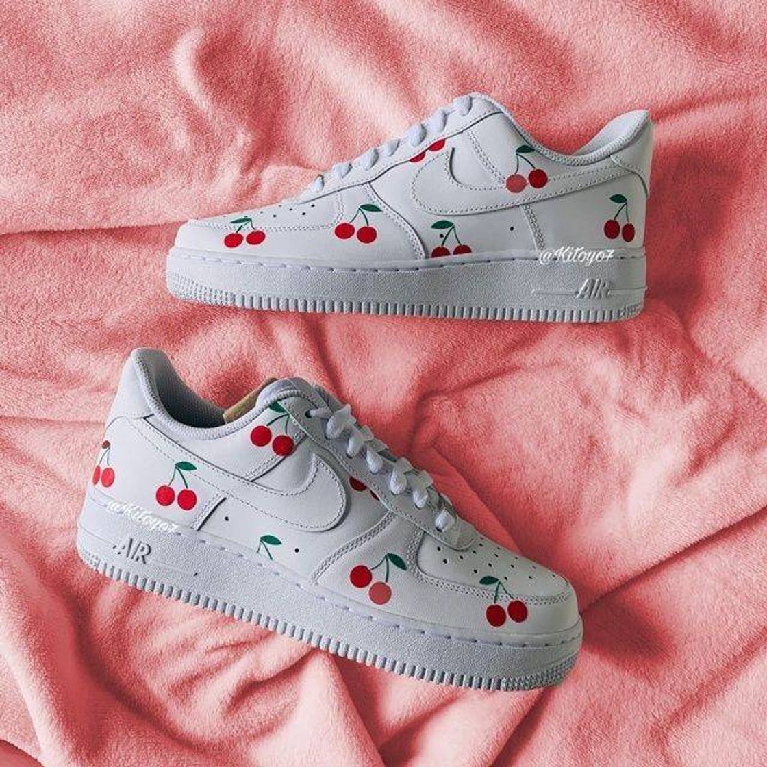 Social Nike Air Force 1