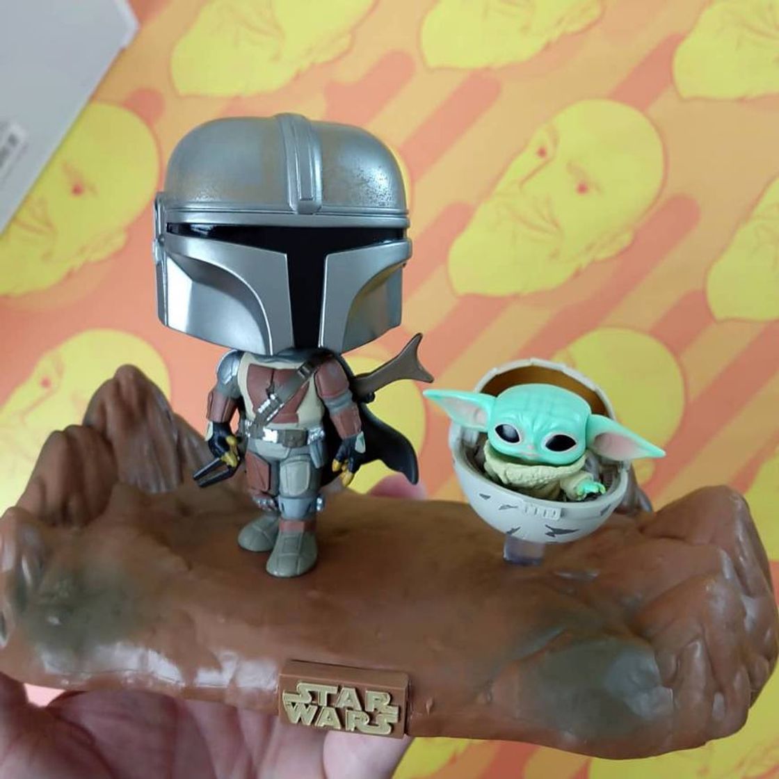 Fashion Funko Pop do Mandalorian e do Baby Yoda