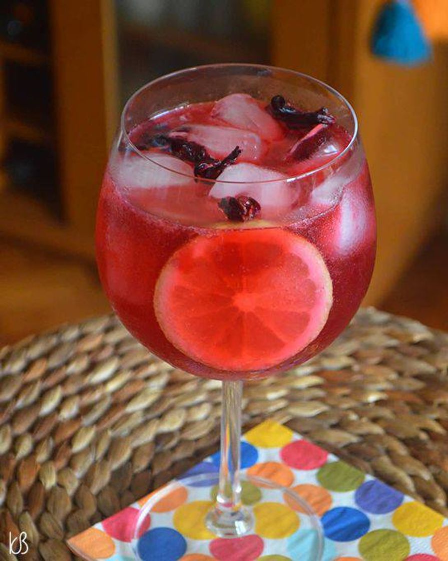 Moda Gin de hibisco com limão 🍋