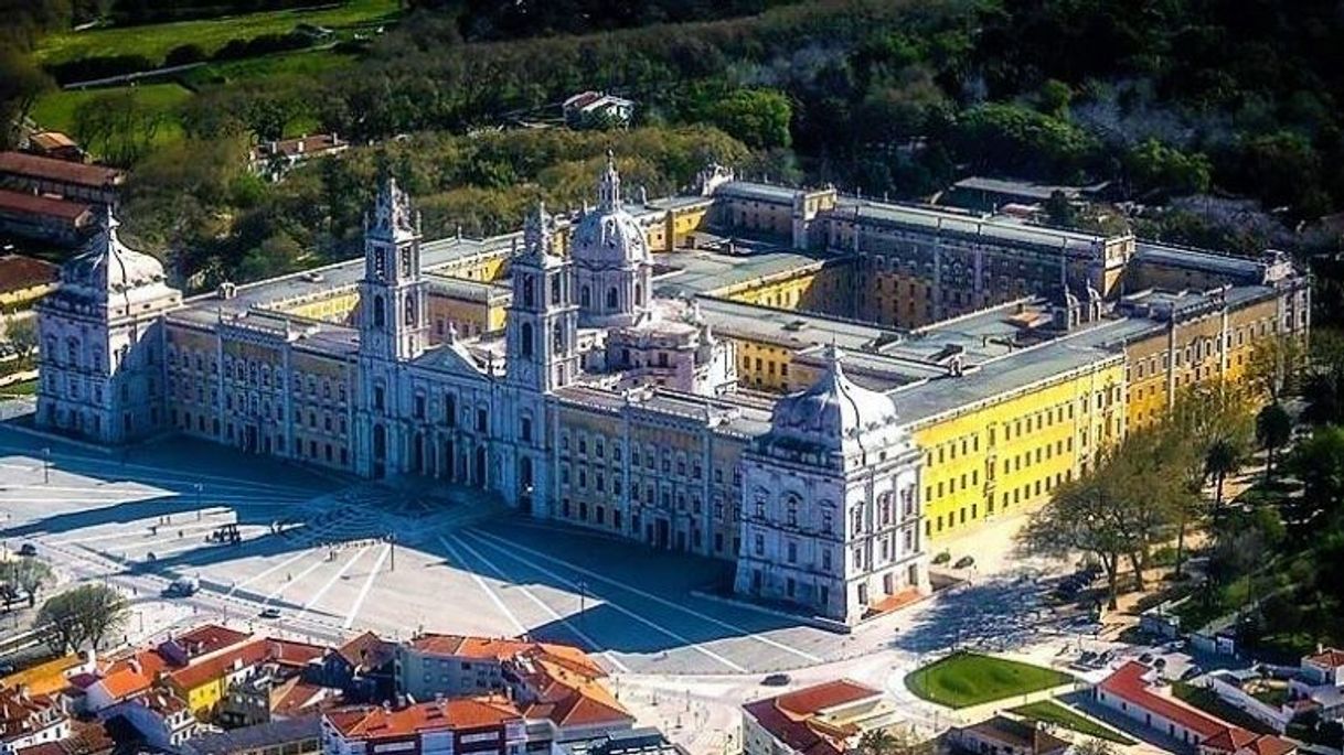 Place Mafra National Palace