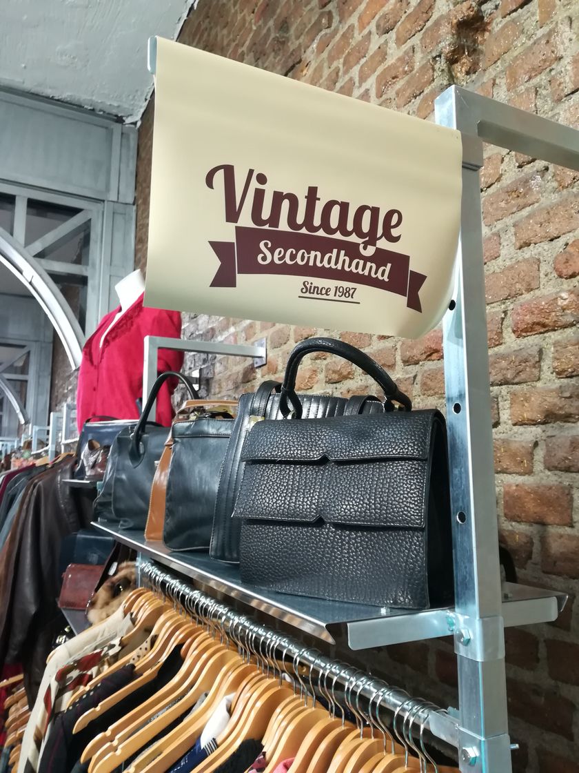 Place HUMANA Vintage