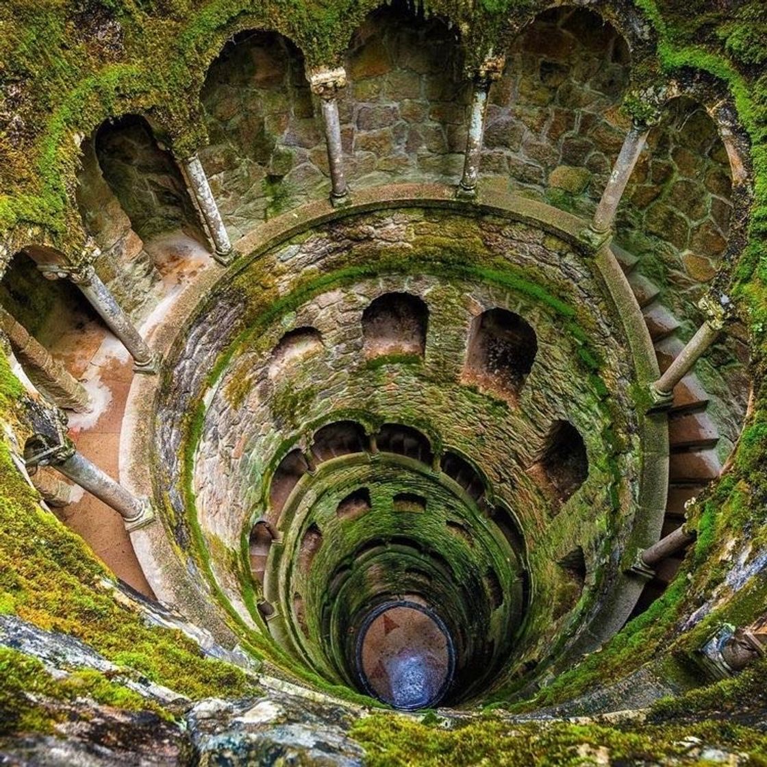 Poço Iniciático - Quinta da Regaleira