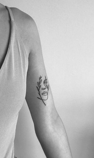 Tattoo minimalista 