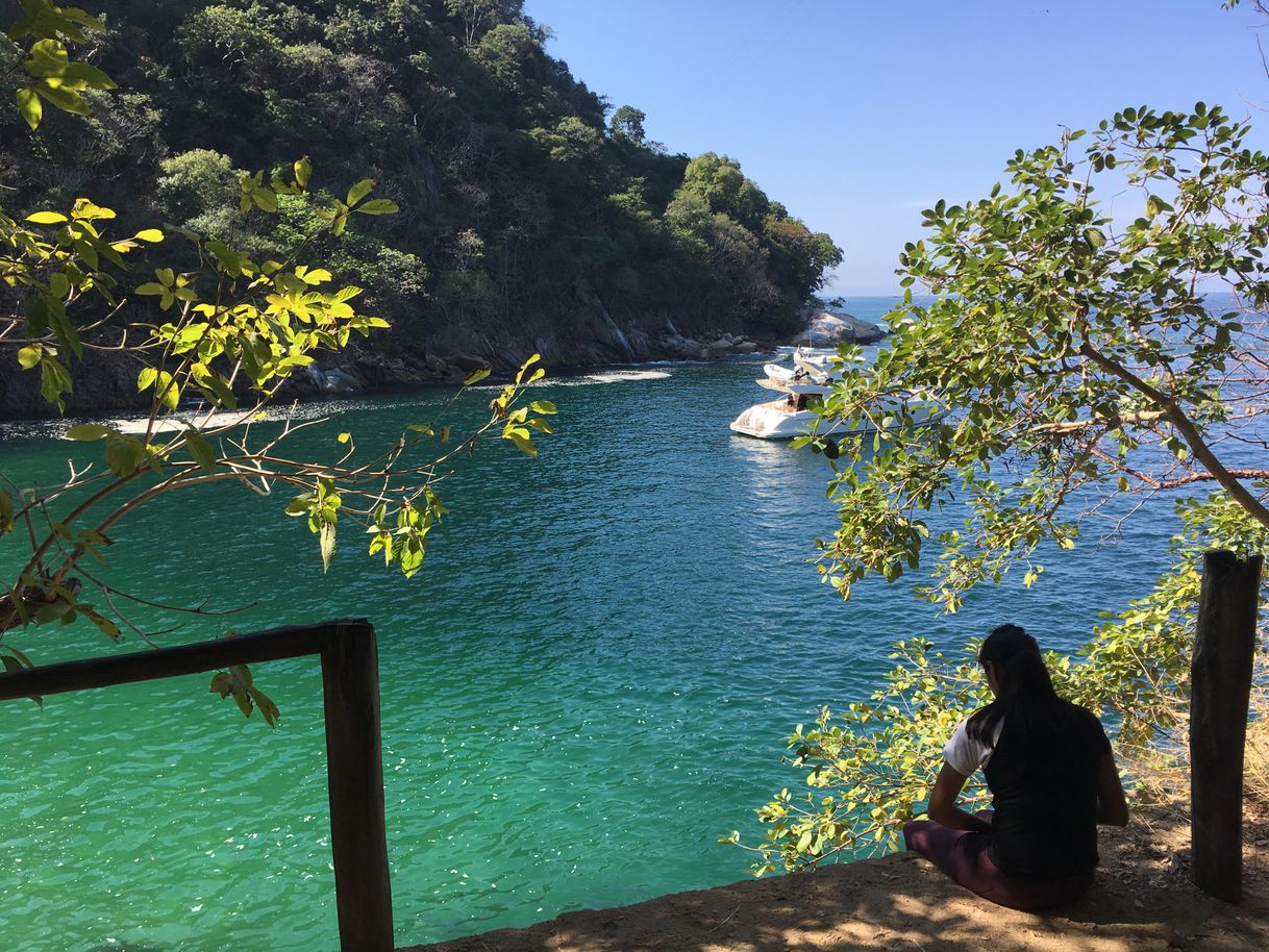 Lugar Colomitos Beach