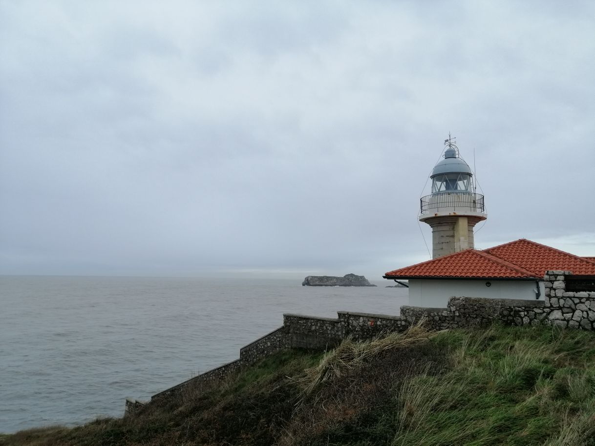 Fashion Faro de Suances