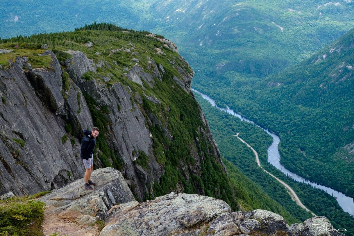 Lugar Acropole des Draveurs