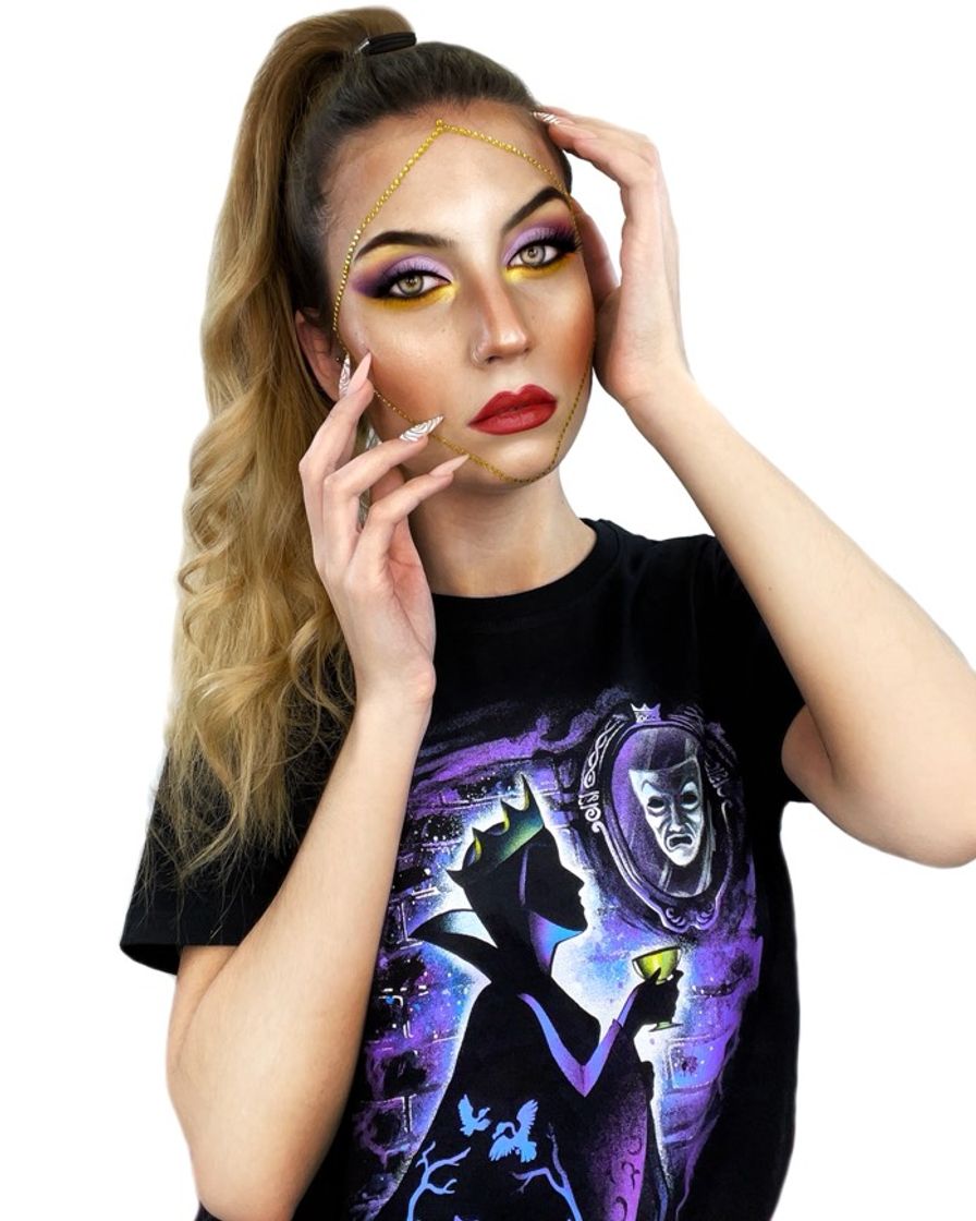 Moda Camiseta Evil Queen ♥️