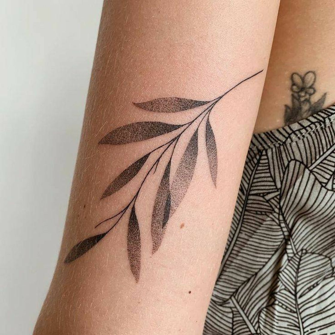 Moda Folhagem handpoke 🌿