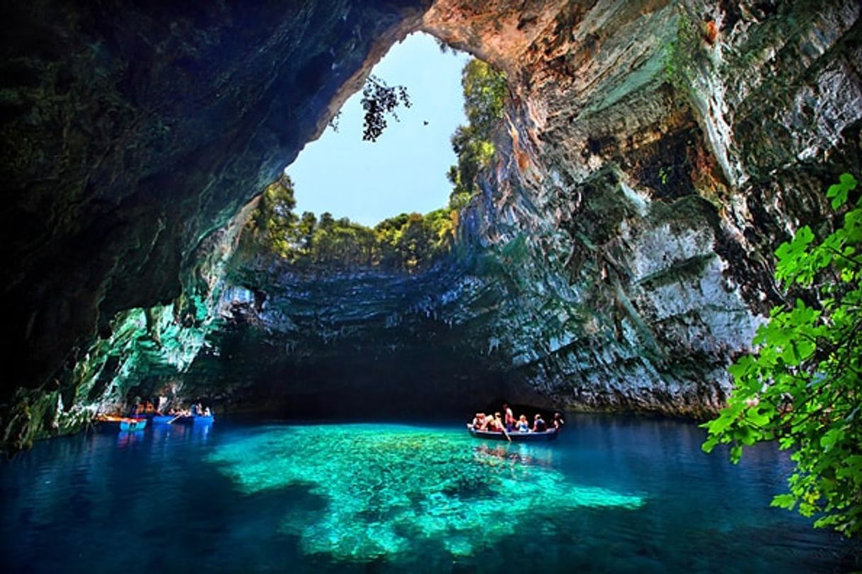 Lugar Melissani Cave