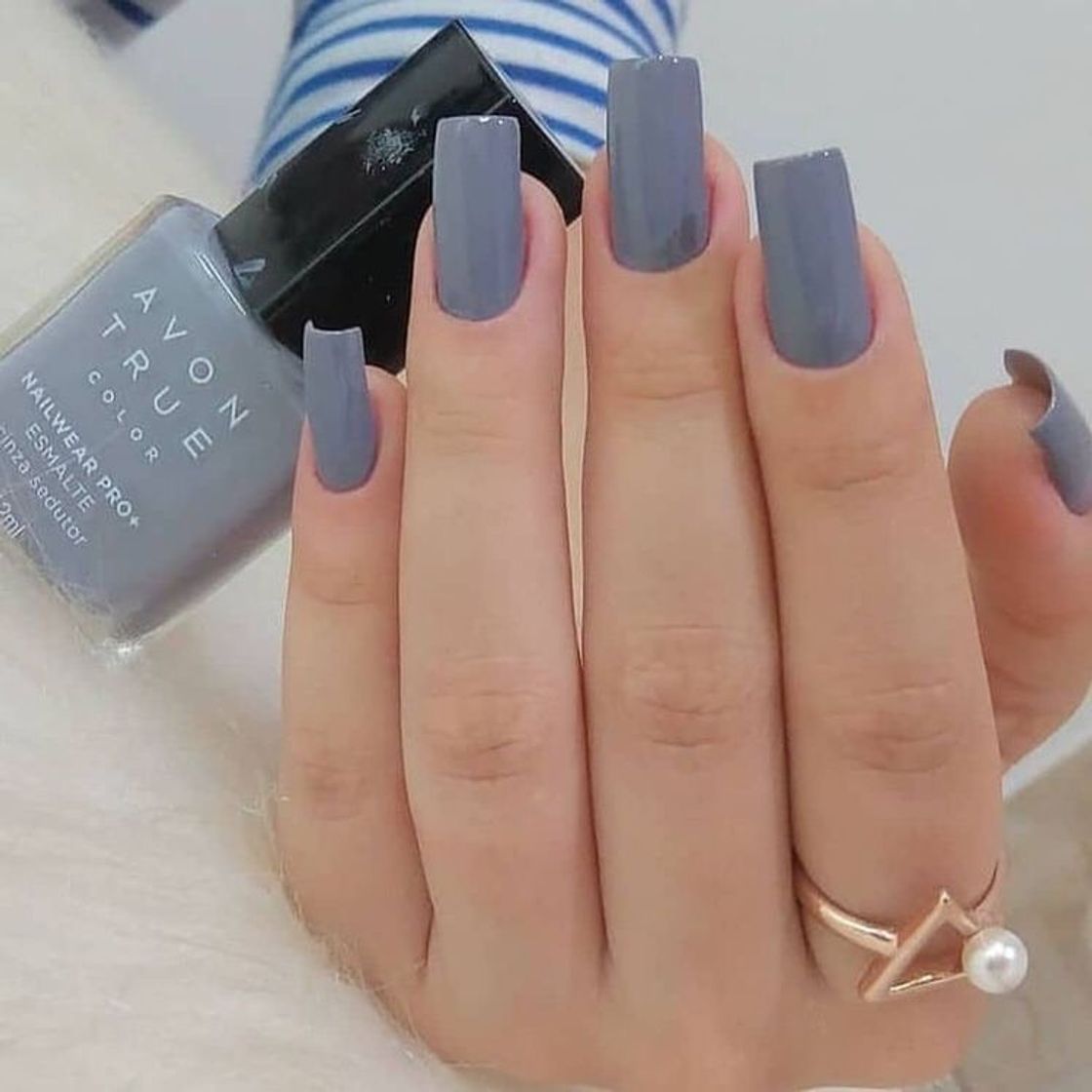 Moda Esse esmalte da Avon é perfeito