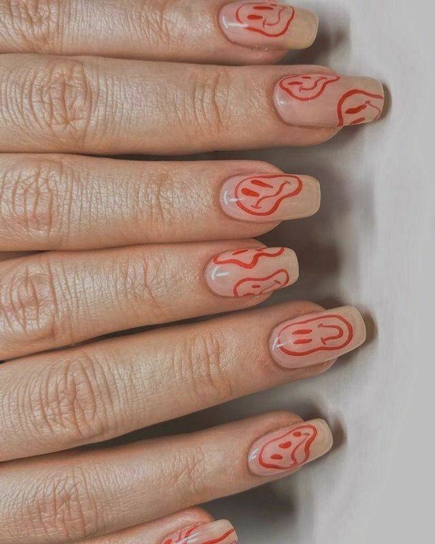 Moda ideia de unhas com desenho.