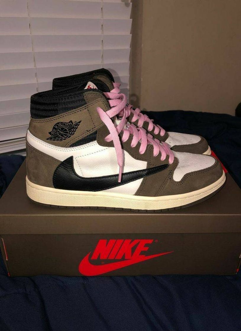 Fashion AJ1 retro high Travis Scott.