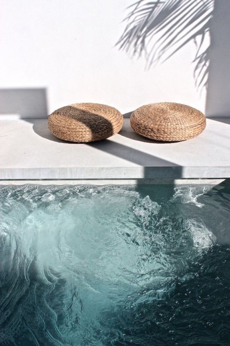 Moda Piscina com decoração 