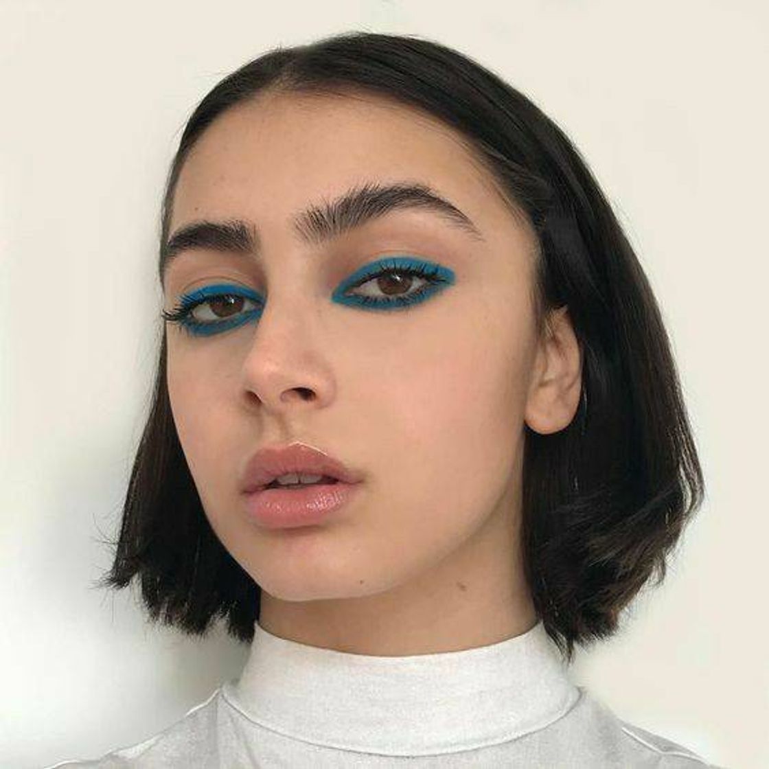 Moda blue makeup