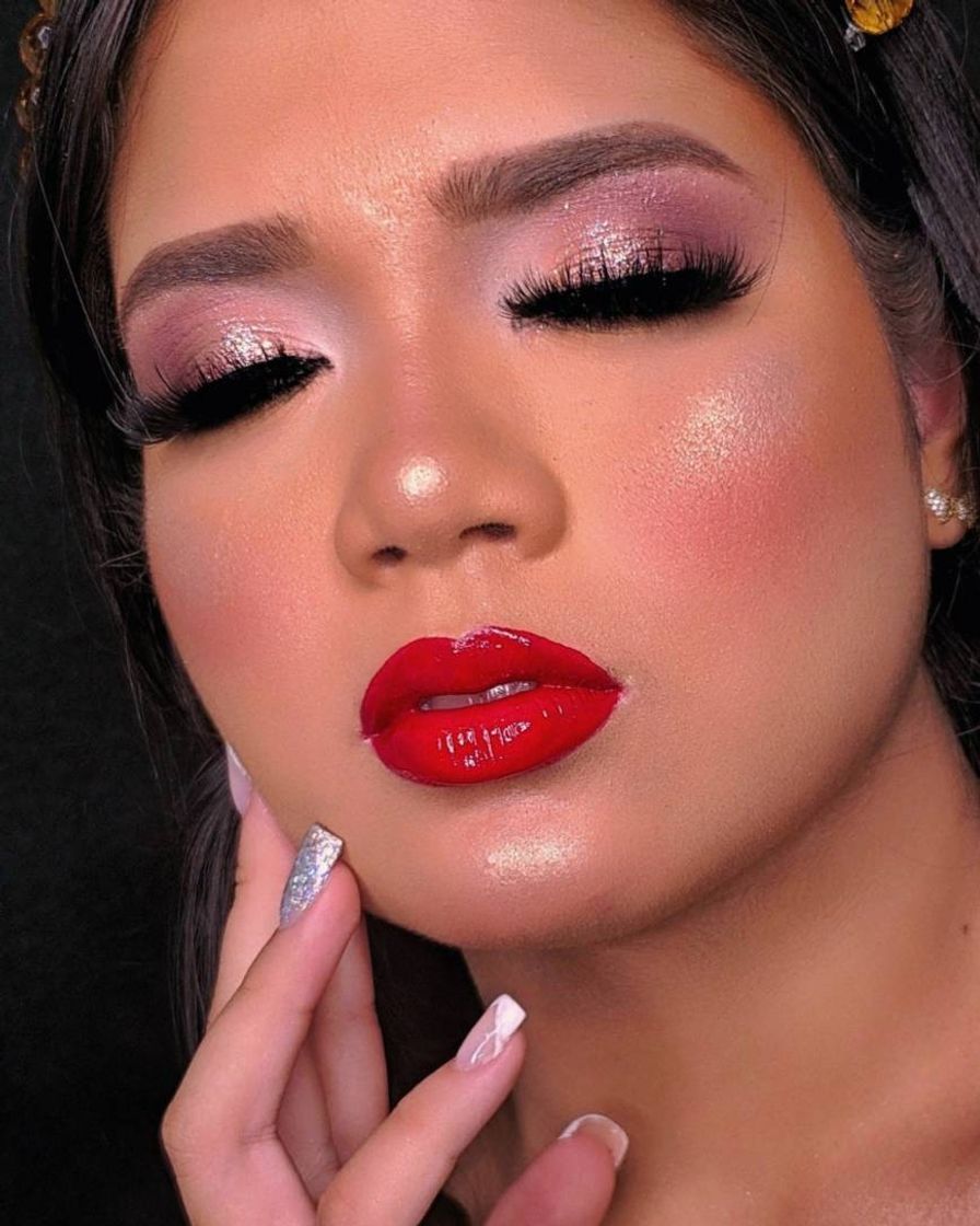 Maquiagem clássica ❤